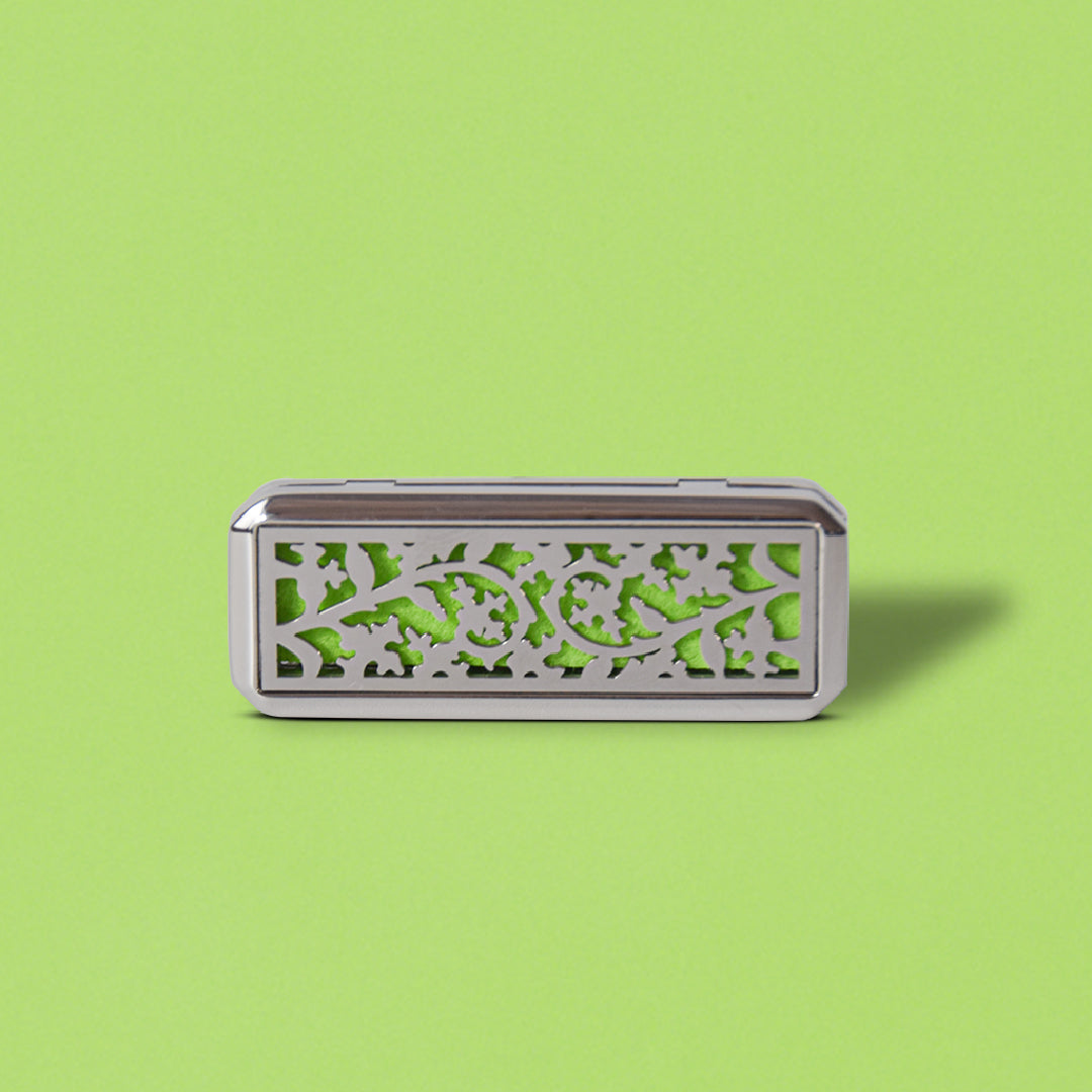 Flora Luxe - Aromatherapy Car Vent Diffuser Locket