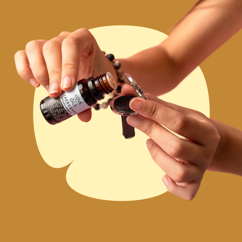 Sunny Days - Aromatherapy Car Vent Diffuser Locket